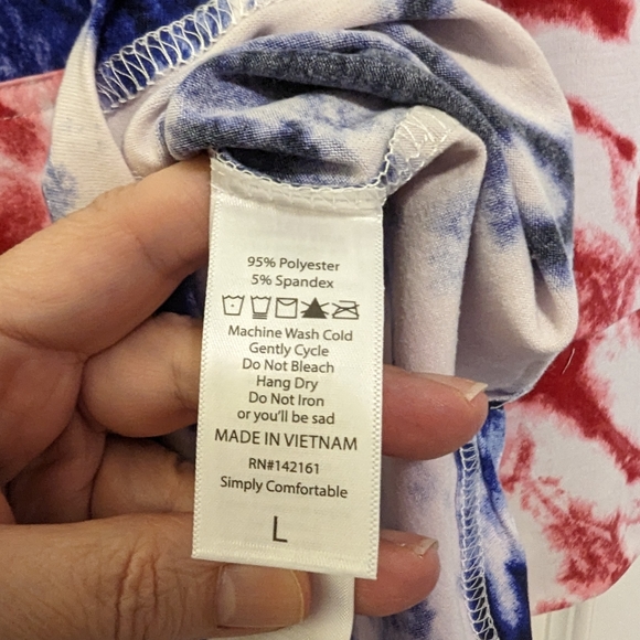 LuLaRoe 4th of July Americana Tie Dye Amber Hoodie size Large USA NWT - Picture 3 of 4